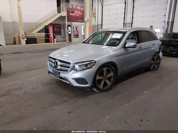 WDC0G4KB0HF249161 2017 MERCEDES-BENZ GLC - Image 2