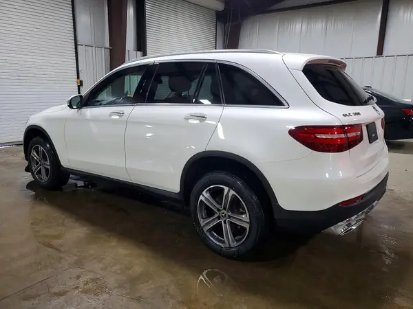 WDC0G4KB0HF255459 2017 MERCEDES-BENZ GLC - Image 2