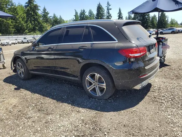 WDC0G4KB0HV002826 2017 MERCEDES-BENZ GLC - Image 2