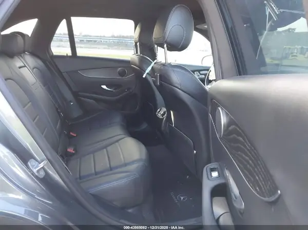 WDC0G4KB0HV005600 2017 MERCEDES-BENZ GLC - Image 8