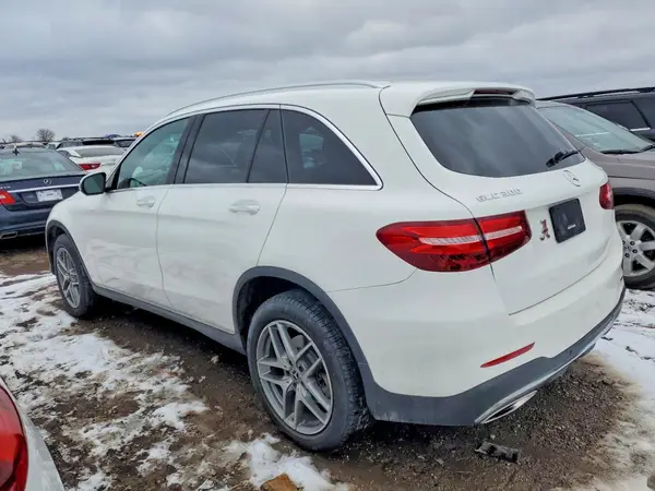WDC0G4KB0JF306271 2018 MERCEDES-BENZ GLC - Image 2