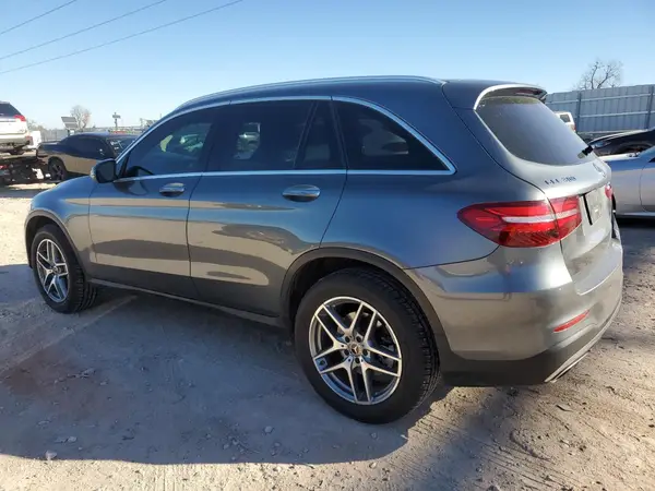WDC0G4KB0JV016697 2018 MERCEDES-BENZ GLC - Image 2