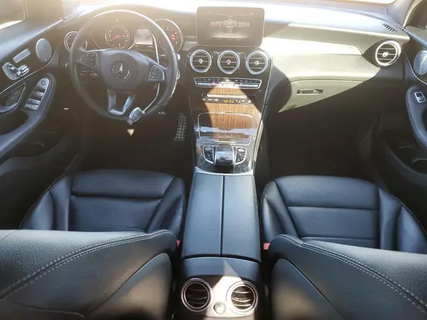 WDC0G4KB0JV016697 2018 MERCEDES-BENZ GLC - Image 8