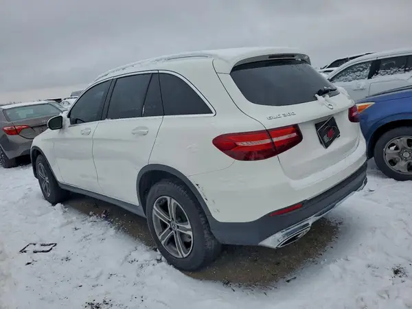 WDC0G4KB0JV017607 2018 MERCEDES-BENZ GLC - Image 2