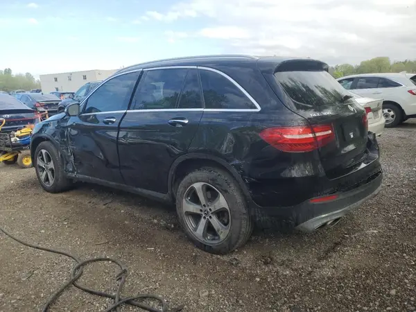 WDC0G4KB0JV023505 2018 MERCEDES-BENZ GLC - Image 2