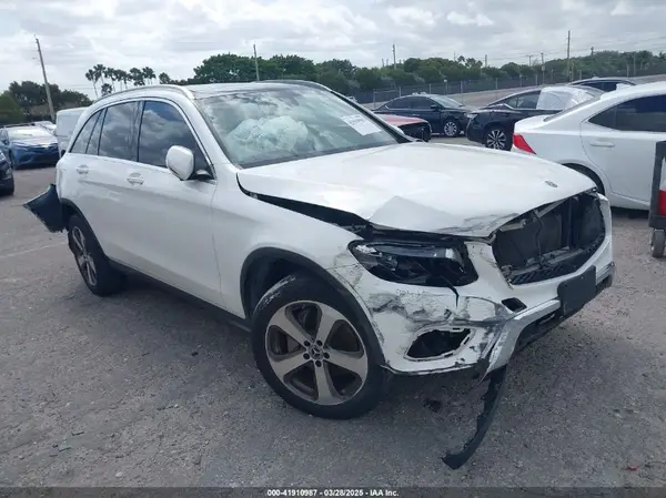 WDC0G4KB0JV079007 2018 MERCEDES-BENZ GLC - Image 1