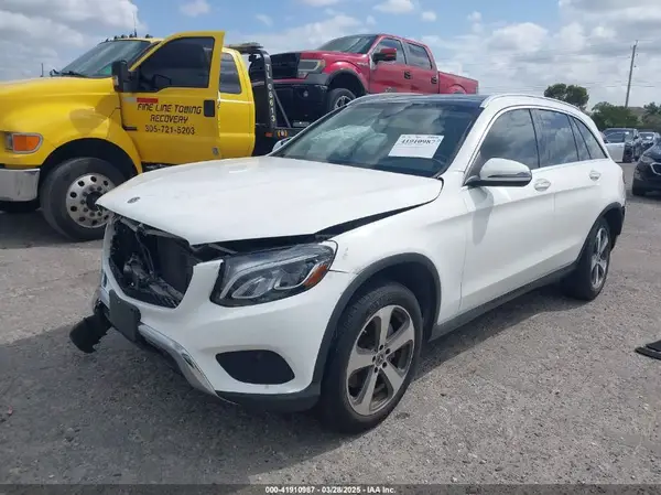 WDC0G4KB0JV079007 2018 MERCEDES-BENZ GLC - Image 2