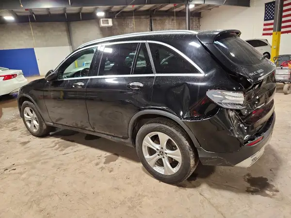 WDC0G4KB0JV101670 2018 MERCEDES-BENZ GLC - Image 2