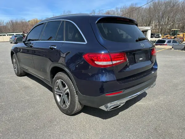 WDC0G4KB0KF603459 2019 MERCEDES-BENZ GLC - Image 2
