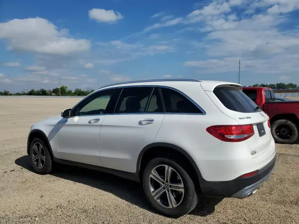 WDC0G4KB0KV144701 2019 MERCEDES-BENZ GLC - Image 2