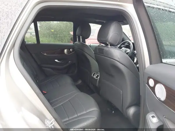 WDC0G4KB0KV145203 2019 MERCEDES-BENZ GLC - Image 8