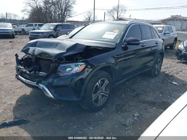 WDC0G4KB0KV175656 2019 MERCEDES-BENZ GLC - Image 2