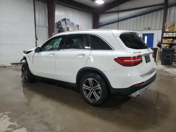 WDC0G4KB0KV184499 2019 MERCEDES-BENZ GLC - Image 2