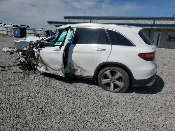 WDC0G4KB0KV184910 2019 MERCEDES-BENZ GLC - Image 2