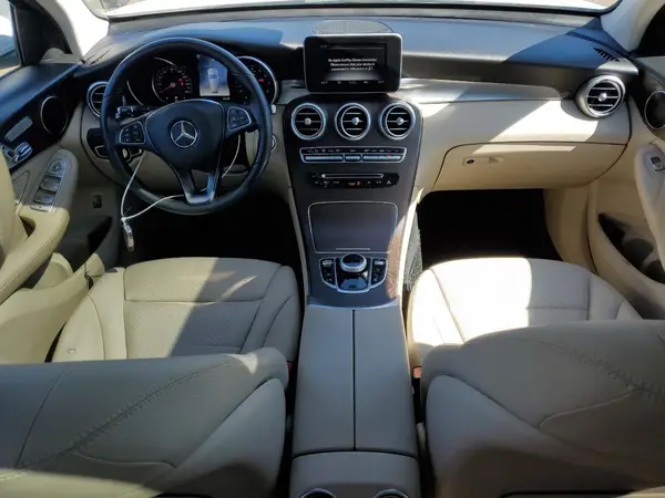 WDC0G4KB0KV193204 2019 MERCEDES-BENZ GLC - Image 8