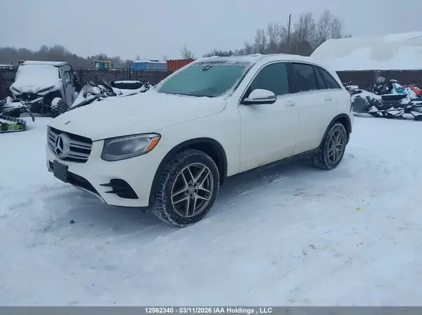 WDC0G4KB1GF022995 2016 MERCEDES-BENZ GLC - Image 2