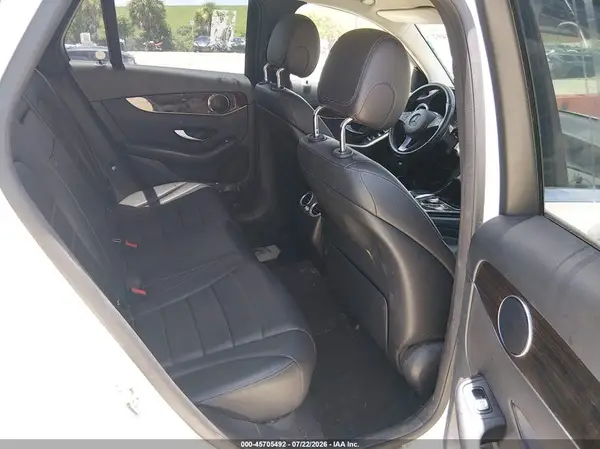 WDC0G4KB1GF025105 2016 MERCEDES-BENZ GLC - Image 8