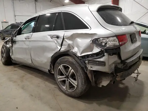 WDC0G4KB1GF036198 2016 MERCEDES-BENZ GLC - Image 2