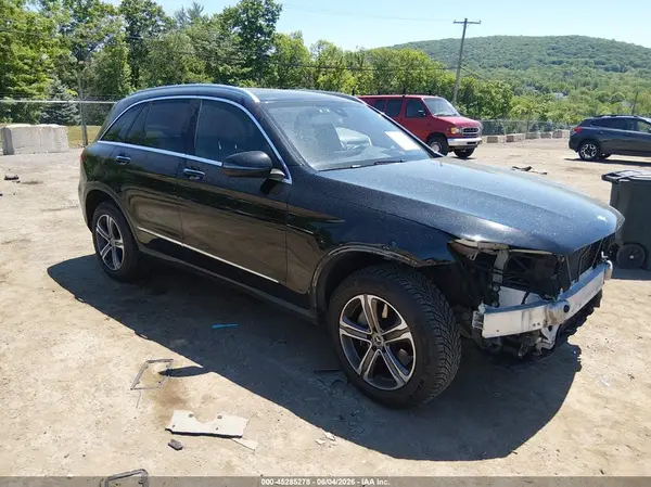 WDC0G4KB1GF061490 2016 MERCEDES-BENZ GLC - Image 1