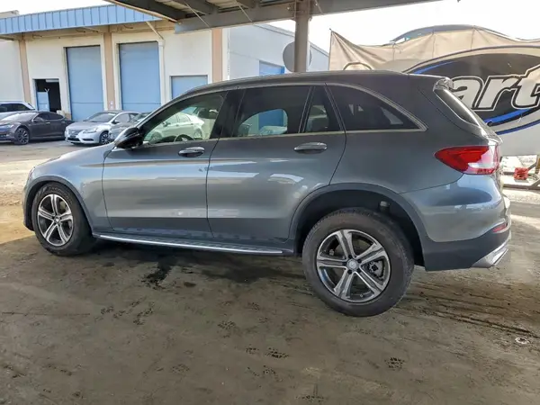 WDC0G4KB1GF068620 2016 MERCEDES-BENZ GLC - Image 2