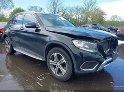 WDC0G4KB1GF070075 2016 MERCEDES-BENZ GLC