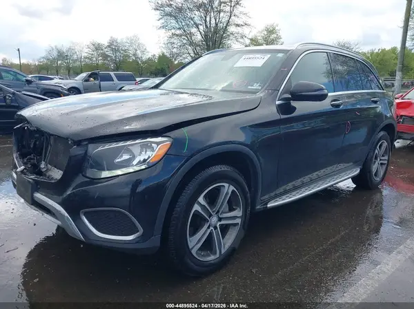 WDC0G4KB1GF070075 2016 MERCEDES-BENZ GLC - Image 2