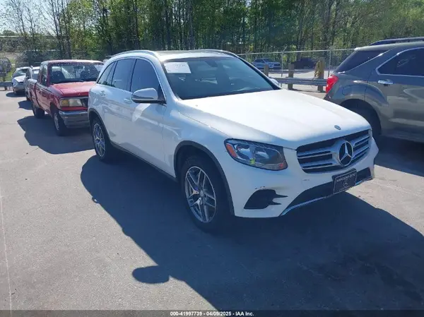 WDC0G4KB1GF086647 2016 MERCEDES-BENZ GLC - Image 1