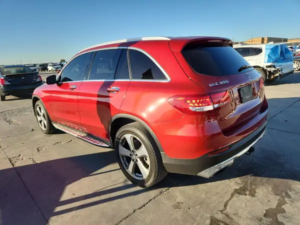 WDC0G4KB1GF087121 2016 MERCEDES-BENZ GLC - Image 2