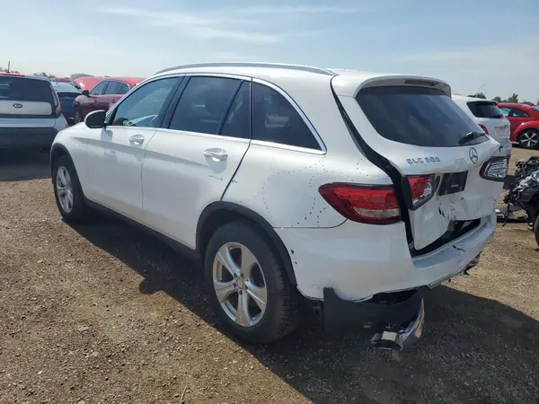 WDC0G4KB1GF113281 2016 MERCEDES-BENZ GLC - Image 2