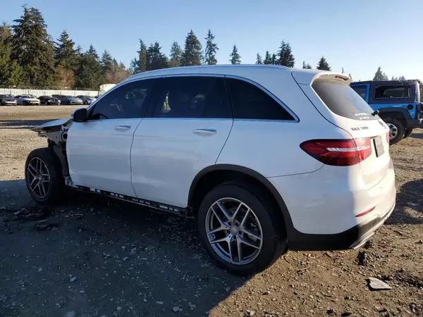 WDC0G4KB1HF130955 2017 MERCEDES-BENZ GLC - Image 2