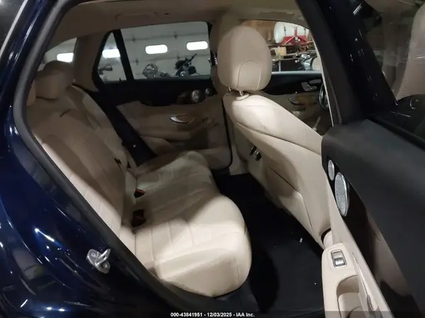 WDC0G4KB1HF143284 2017 MERCEDES-BENZ GLC - Image 8