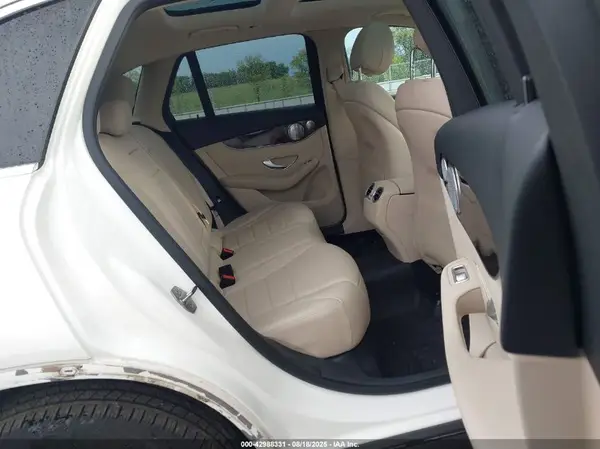 WDC0G4KB1HF147609 2017 MERCEDES-BENZ GLC - Image 8