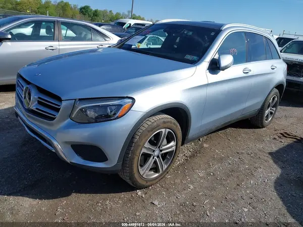 WDC0G4KB1HF150025 2017 MERCEDES-BENZ GLC - Image 2
