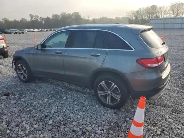 WDC0G4KB1HF165222 2017 MERCEDES-BENZ GLC - Image 2