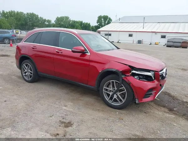 WDC0G4KB1HF263876 2017 MERCEDES-BENZ GLC - Image 1