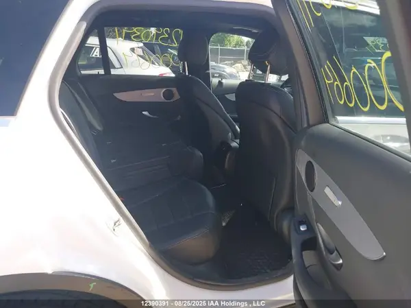 WDC0G4KB1HV000664 2017 MERCEDES-BENZ GLC - Image 8