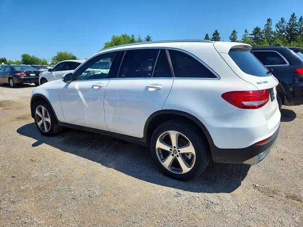WDC0G4KB1HV012135 2017 MERCEDES-BENZ GLC - Image 2