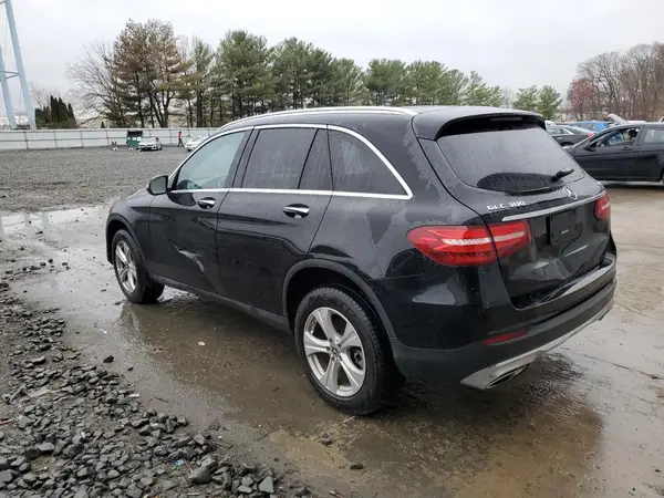 WDC0G4KB1JV029409 2018 MERCEDES-BENZ GLC - Image 2