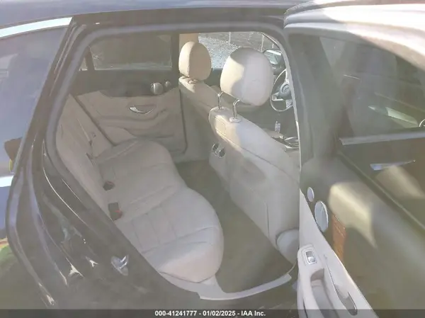 WDC0G4KB1JV037798 2018 MERCEDES-BENZ GLC - Image 8