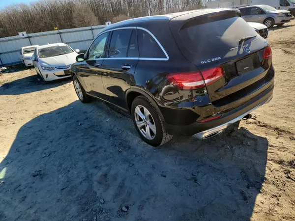WDC0G4KB1JV040152 2018 MERCEDES-BENZ GLC - Image 2