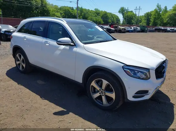 WDC0G4KB1JV077282 2018 MERCEDES-BENZ GLC - Image 1