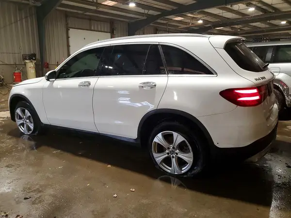 WDC0G4KB1JV080344 2018 MERCEDES-BENZ GLC - Image 2