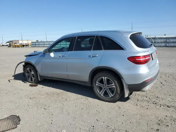 WDC0G4KB1JV082417 2018 MERCEDES-BENZ GLC - Image 2