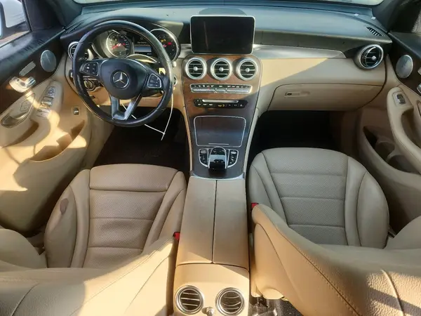 WDC0G4KB1JV102830 2018 MERCEDES-BENZ GLC - Image 8