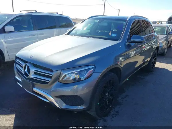 WDC0G4KB1K1001702 2019 MERCEDES-BENZ GLC - Image 2