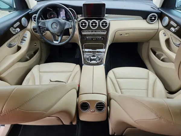 WDC0G4KB1KF558855 2019 MERCEDES-BENZ GLC - Image 8