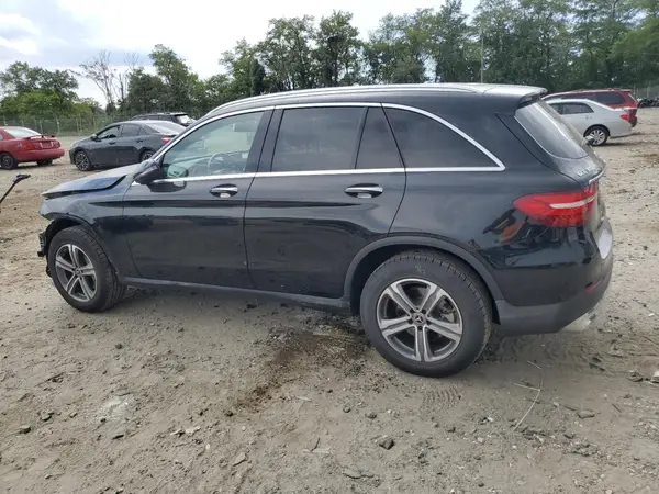 WDC0G4KB1KF670877 2019 MERCEDES-BENZ GLC - Image 2