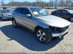 WDC0G4KB1KV128569 2019 MERCEDES-BENZ GLC