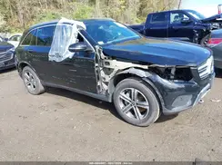 WDC0G4KB1KV130676 2019 MERCEDES-BENZ GLC
