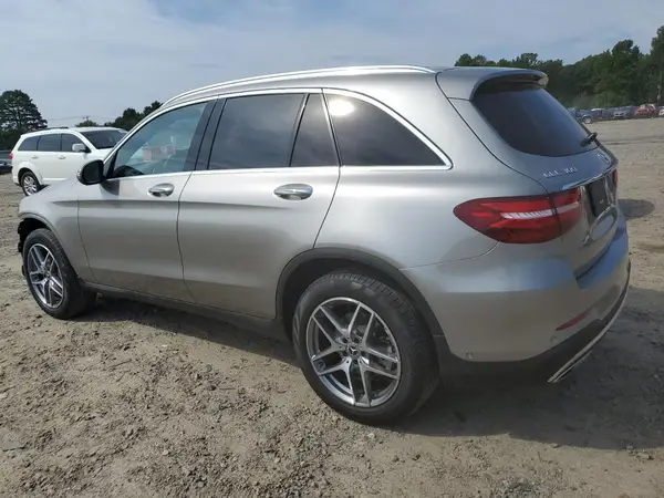 WDC0G4KB1KV149695 2019 MERCEDES-BENZ GLC - Image 2